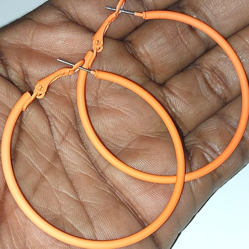 Super cute fashion hoop earrings